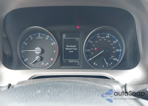 2017 Toyota Rav4 Xle z USA, uszkodzony, nr VIN JTMRFREV0HJ707149